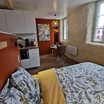 Du Centre, Refaits à Neuf, Climatisés, Hyper Centre, 50m à Pieds Des Commerces, Restaurants, Parking Gratuit Appartement