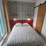 Du Centre, Refaits à Neuf, Climatisés, Hyper Centre, 50m à Pieds Des Commerces, Restaurants, Parking Gratuit Appartement Salies-de-Béarn