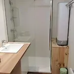 Appartement Du Centre, Refaits à Neuf, Climatisés, Hyper Centre, 50m à Pieds Des Commerces, Restaurants, Parking Gratuit Salies-de-Béarn