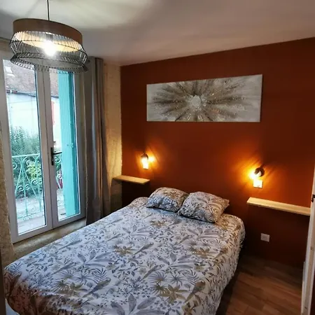 Du Centre, Refaits A Neuf, Climatiseur Mobile, Hyper Centre, 50m A Pieds Des Commerces, Restaurants, Parking Gratuit * Salies-de-Béarn
