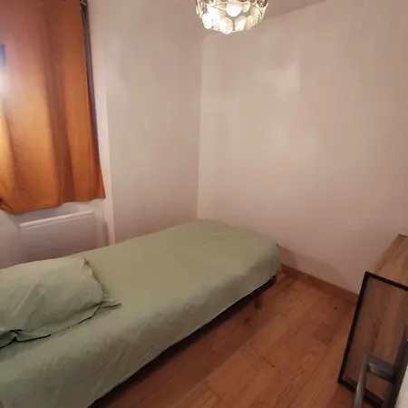 Apartman Du Centre, Refaits A Neuf, Climatiseur Mobile, Hyper Centre, 50m A Pieds Des Commerces, Restaurants, Parking Gratuit *
