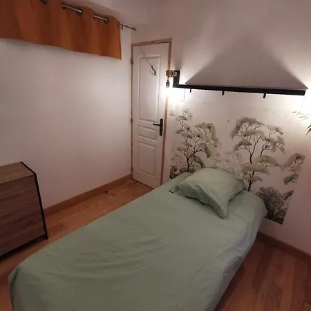 Apartman Du Centre, Refaits A Neuf, Climatiseur Mobile, Hyper Centre, 50m A Pieds Des Commerces, Restaurants, Parking Gratuit *