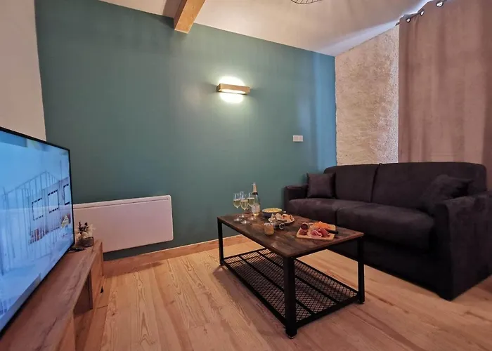 Du Centre, Refaits A Neuf, Climatises, Hyper Centre, 50m A Pieds Des Commerces, Restaurants, Parking Gratuit *