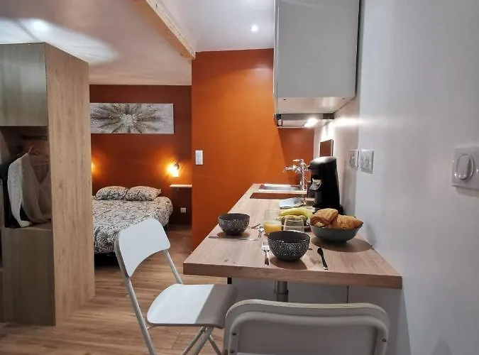 Lägenhet Du Centre, Refaits A Neuf, Climatises, Hyper Centre, 50m A Pieds Des Commerces, Restaurants, Parking Gratuit *