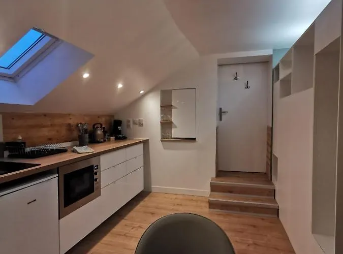 Lägenhet Du Centre, Refaits A Neuf, Climatises, Hyper Centre, 50m A Pieds Des Commerces, Restaurants, Parking Gratuit *