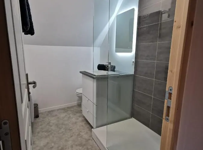 Du Centre, Refaits A Neuf, Climatises, Hyper Centre, 50m A Pieds Des Commerces, Restaurants, Parking Gratuit